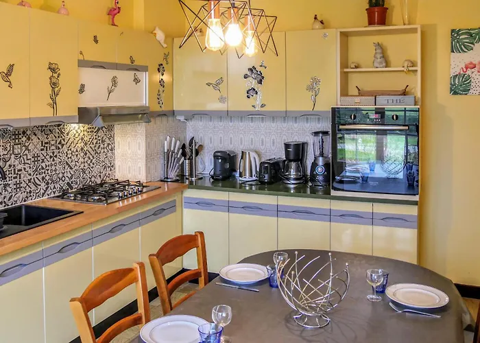 بيت للعطل Awesome In With Wifi